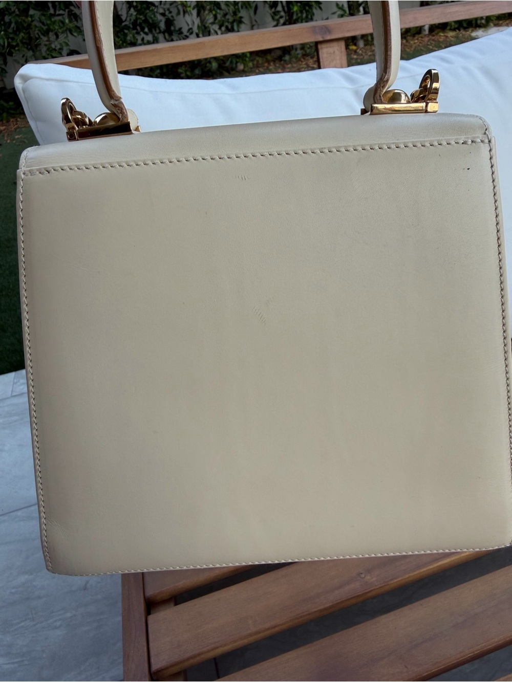 Salvatore Ferragamo Gancini Cream Leather Top Handle Crossbody Bag - Picture 9 of 15